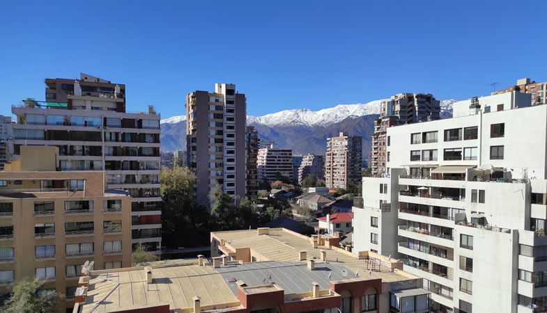 ¿Buscas departamento?: Conoce las comunas del Gran Santiago con los gastos comunes más bajos